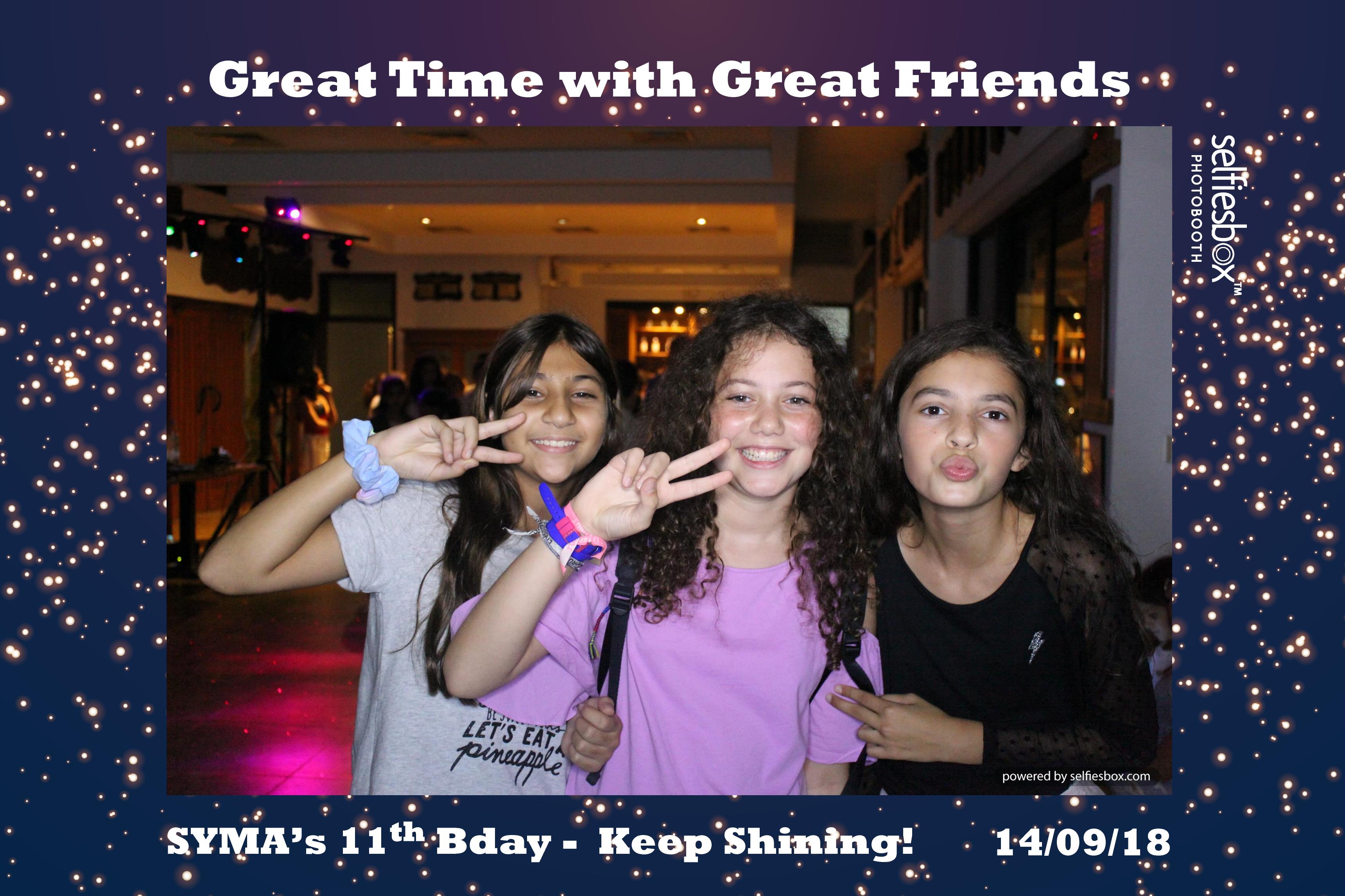 Birthday photobooth event 6